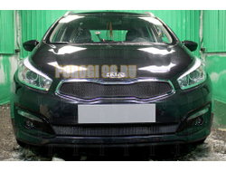 Защита радиатора KIA Ceed II 2015-2018 black верх (Comfort, Classic)