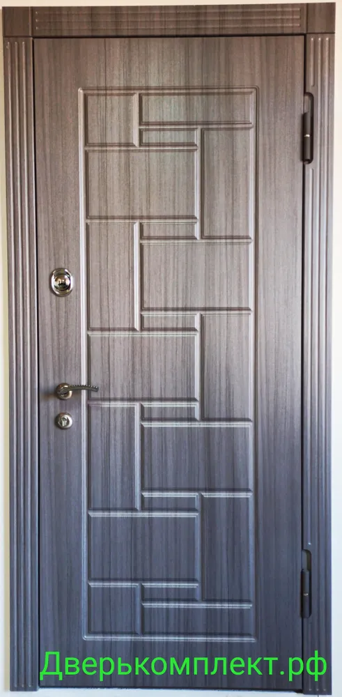 Дверь входная металлическая сварная с панелью и наличником МДФ и плёнкой ПВХ 