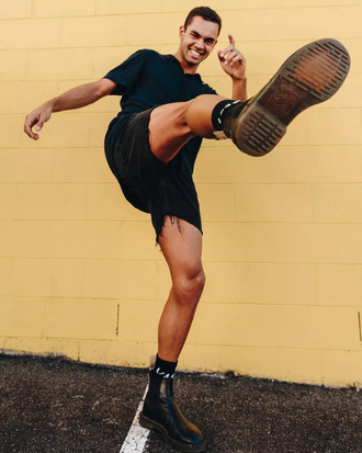 Doc martens vegan chelsea best sale