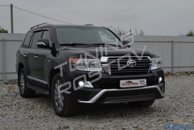 Бампер + губа MIDDLE EAST Toyota Land Cruiser 200 2007-2015 в стиле 2016+