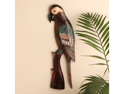 Модель № W178: настенное панно "Попугай" из дерева албезии