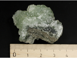 Пренит, сросток кристаллов, Мали (42*34*18 мм, 27 г) №36157