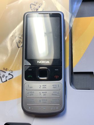 Nokia 6700 silver