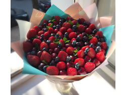 Букет "Ягодный микс"