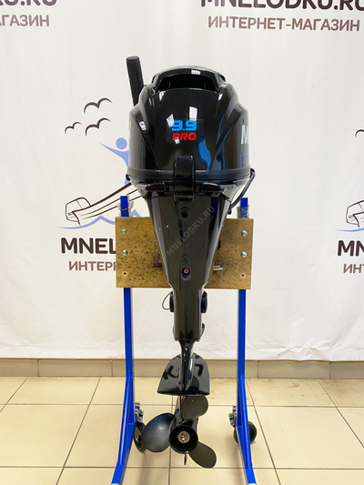 Лодочный мотор MARLIN MF9.9 AMHS PRO вид сзади