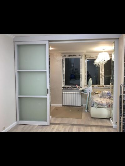 МОДЕЛЬ 130.222 (ВЫСОТА 2700 мм) БЕЛЫЙ ЛЕД/ СТЕКЛО САТИНАТ, СВЕТЛОЕ