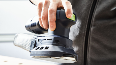 Аккумуляторная дельтавидная шлифовальная машинка DTSC 400 Li 3,1 I-Set