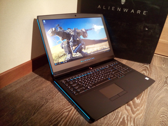 ALIENWARE 17 R4 ( 17.3 WQHD 120Hz I7-7820HK GTX1080(8Gb) 32ГБ 1TБ + 512SSD)