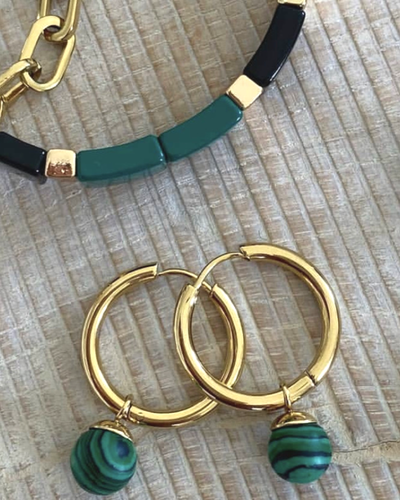 Серьги-кольца с подвеской из малахита цвет золото A&C (Норвегия)