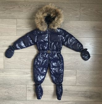 М. 260 Комбинезон Moncler лаковый синий (80)