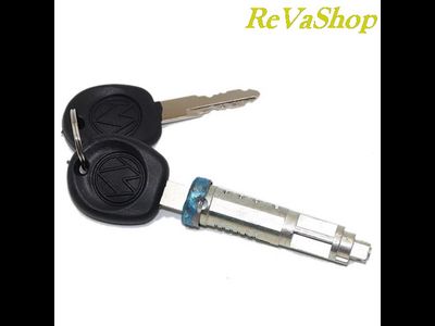 Личинка двери багажника (хлопушка) Фольксваген Т4