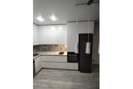 Кухня белая