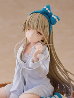 Фигурка 1/7 Махиру Сина (Mahiru Shiina Relax ver.)