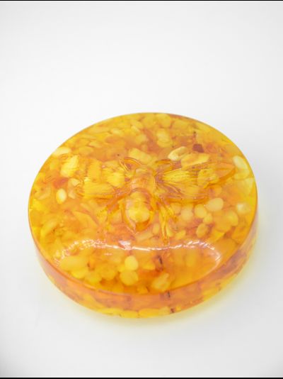 Шкатулка "Пчелка" с белым янтарем