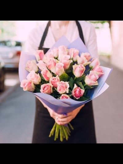 БУКЕТ ИЗ РОЗ 50 СМ "MOLTO"