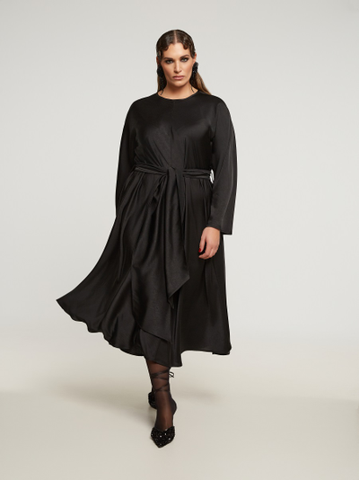 Нарядное платье с поясом