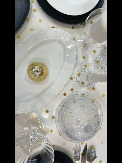 Блюдо овальное белое  36*23 см