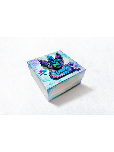 Объёмная подарочная 3Д-коробочка в стиле украшения