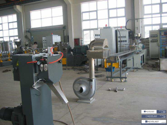 Гранулятор с подводной системой резки гранул