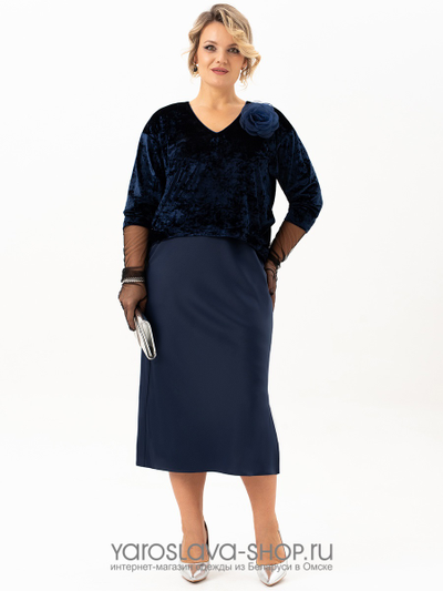 Эффектное бархатное платье-имитация костюма в синем цвете