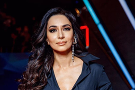 ЗАРА        заслуженная артистка России