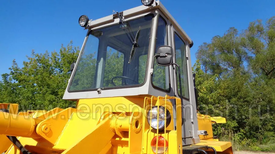 Фронтальный погрузчик ТО-30, капитальный ремонт