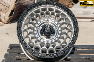 Комплект дисков R17 8,5J ET+25 5*150 FBX 357-7 Серебро с черным ободом (R712)