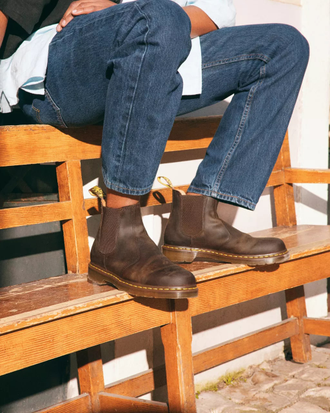 2976 crazy horse leather chelsea boots store