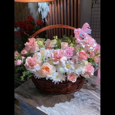 Огромная корзина "Розовые облака"