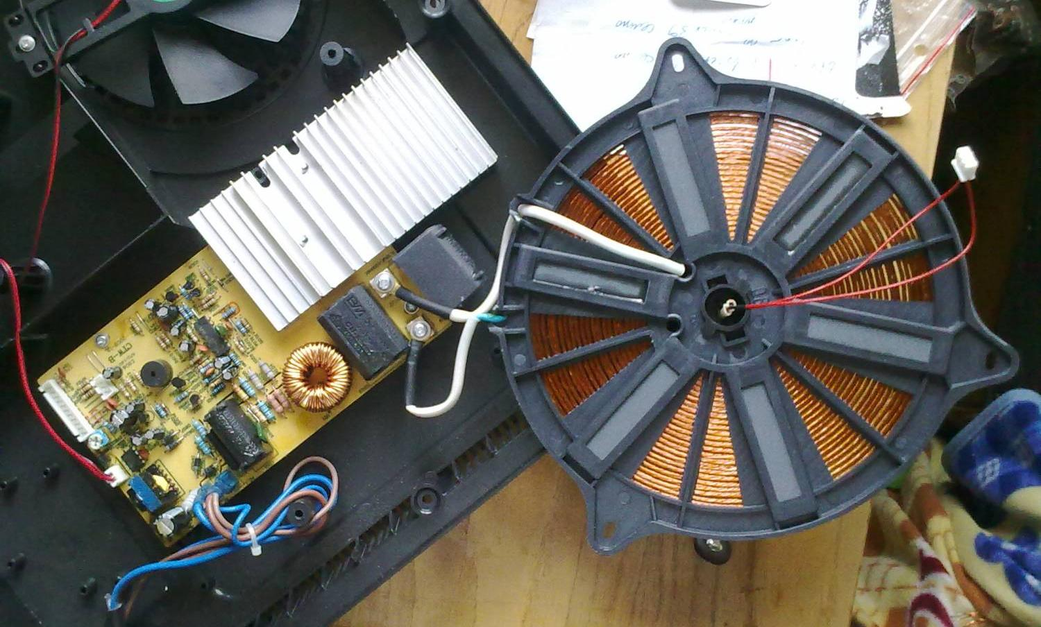 Electrolux ehf96240fk. замена индукционной плиты. катушка индукционной плиты 145 мм. починка индукционной плиты. индукционная плита в разборе.