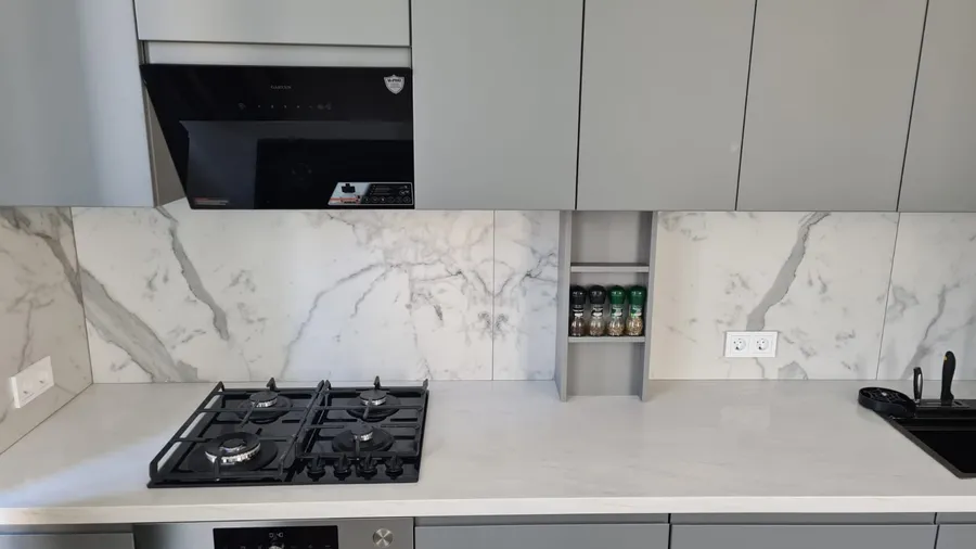 Столешница из искусственного акрилового камня на кухню