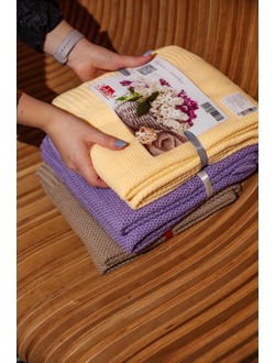 Плед вязаный "Шишки" 110*160