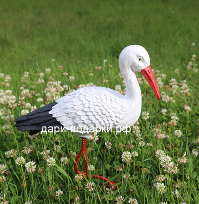 Аист 72*35см  1,1кг  полистоун Россия  1585/012665** Аист - является символом новой жизни. Согласно русским народным поверьям, аист - птица, приносящая счастье в Ваш дом. Также аист покровительствует рождению детей.