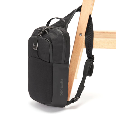 Рюкзак слинг Pacsafe Venturesafe X Sling Black