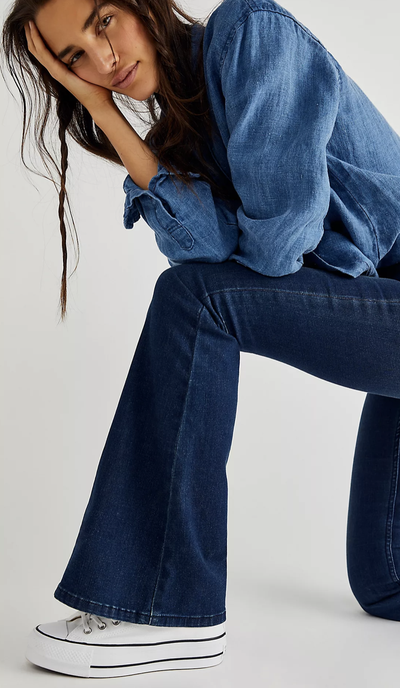 С чем носить белые кеды Converse All Star Lift на платформе девушкам