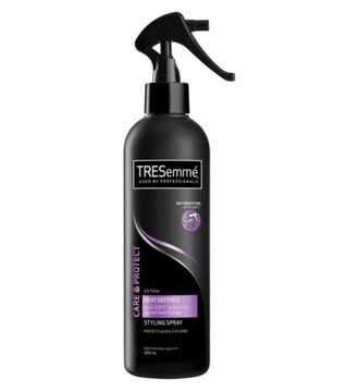 Термозащита для волос TRESemme Heat Defence Styling Spray.