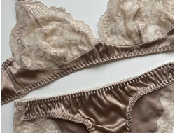 Gigi beige silk and lace