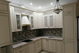 Кухня Кремовая с патиной золото