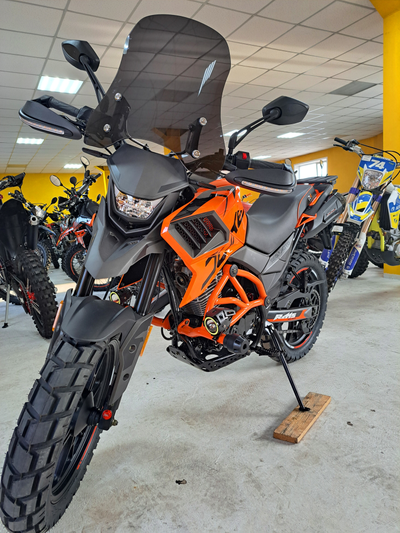 Regulmoto DUKE 300 (2025)