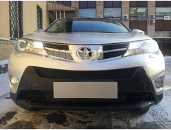 Защита радиатора Toyota RAV4 2013-2015 black верх