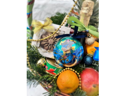 Новогодняя корзина подарочная премиум