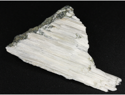 Брусит (немалит), волокнистый брусит, змеевик, коллекционный образец, Россия, КЧР, Урупский район, м-ние. Белые осыпища (44*25*8 мм, 5,4 г) №29661