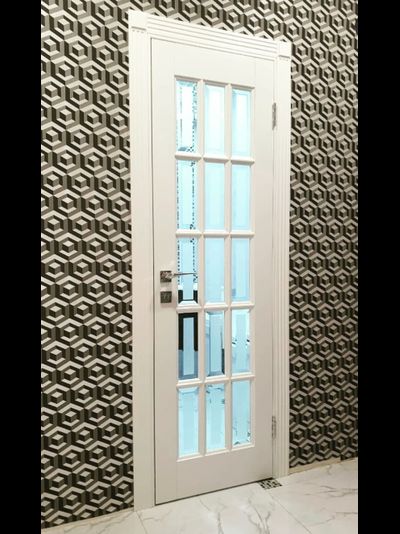 ЙОШКАР-ОЛА. МАССИВ СОСНЫ. КЛАССИКА (АНГЛИЙСКАЯ РЕШЕТКА)  ЭМАЛЬ БЕЛАЯ, ПОЛОТНО ОСТЕКЛЕННОЕ (ФАЛЬШФАЦЕТ)