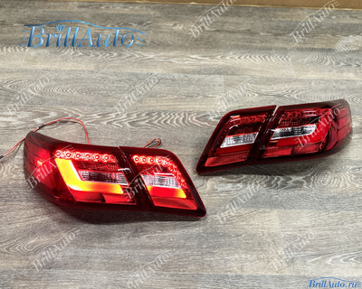 Стопы Toyota Camry 40 светодиодные красные-белые