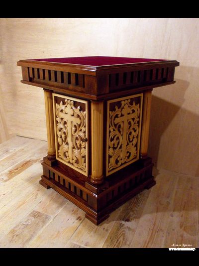 Жертвенник, деревня Ячно, Польша