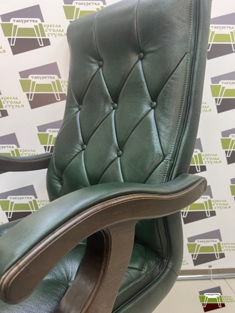 Кресло для руководителя  Классик-люкс кожа/кож.зам