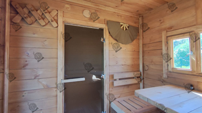 Баня-бочка с панорамным остеклением "Полулуние"