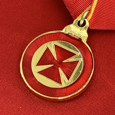 Аннинская медаль За Храбрость на колодке с муаровой лентой.. Полноразмерная копия LUX! Лот № 98.