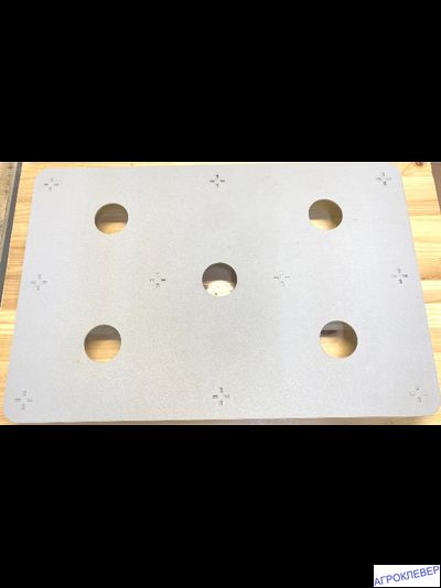 Салатная решётка 62х41 5 отв. д.55