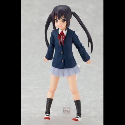 Фигурка фигма Адзуса Накано (figma Nakano Azusa School Uniform Ver.)